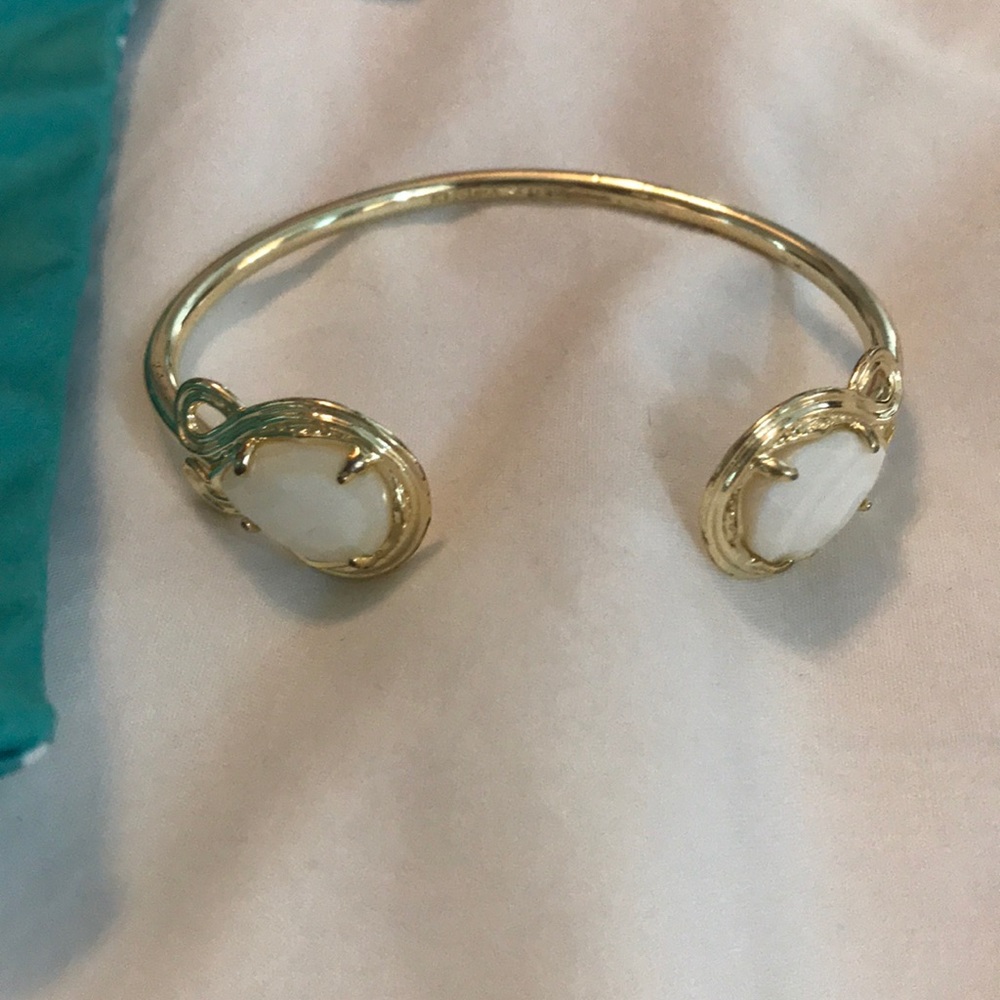 Kendra Scott bracelet